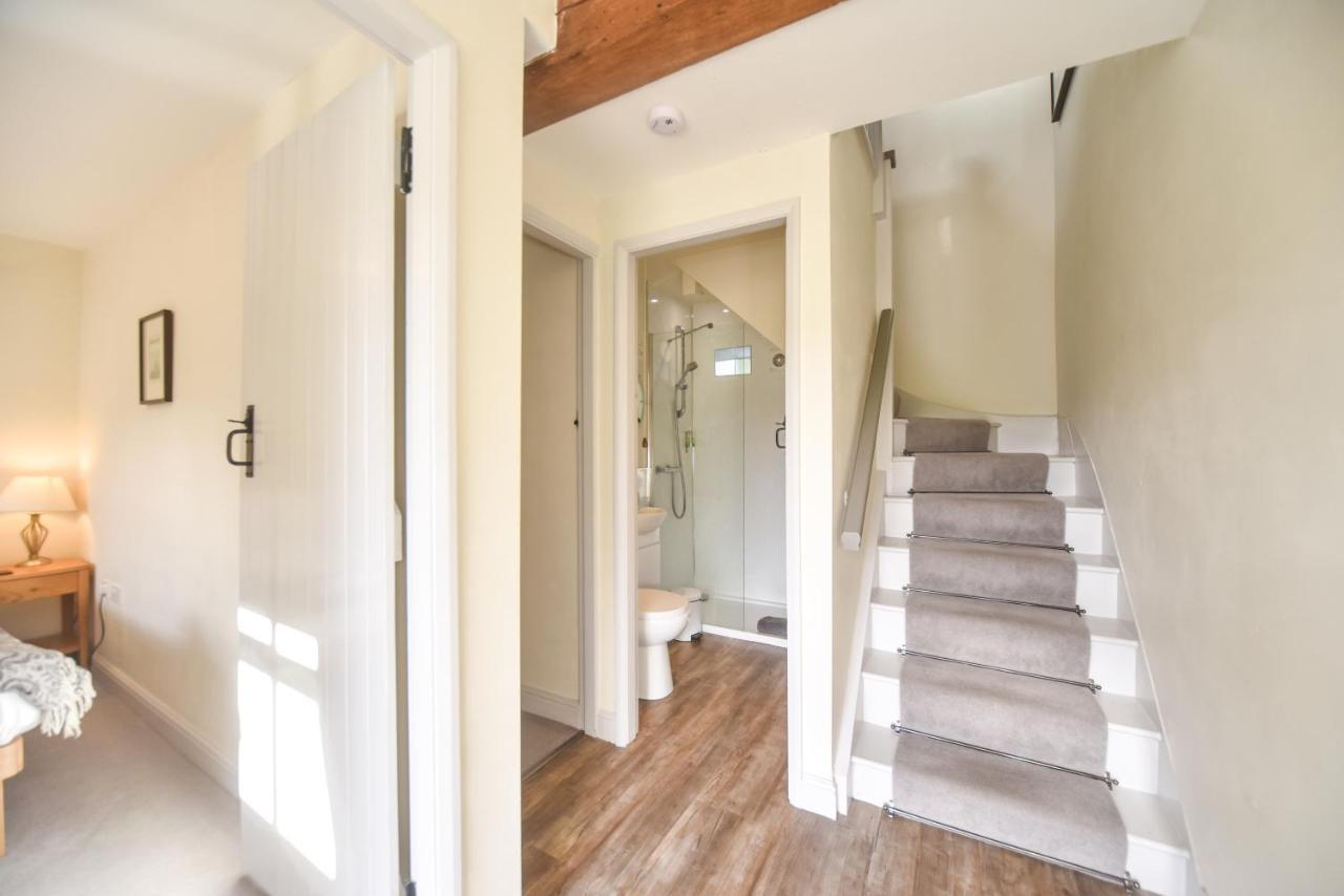 Church Farm Holiday Cottages - Pinster Cottage آشبورن المظهر الخارجي الصورة